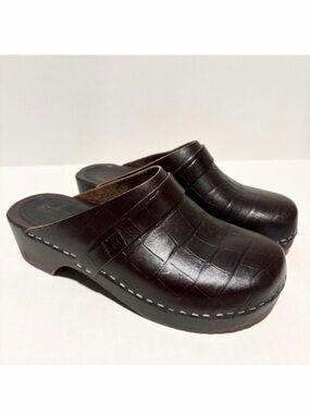 Swedish Hasbeens Husband Clogs Size 37 Brown Croc Embossed Leather Slide Mules